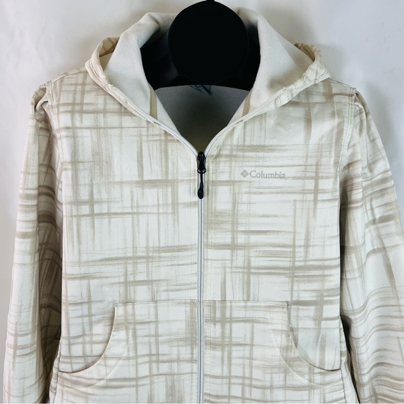 Columbia | White & Tan Omni Shield jacket Size XL - Picture 4 of 10
